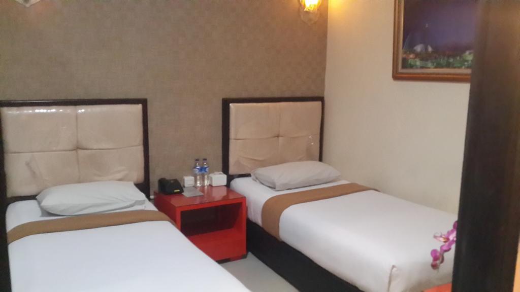 California Hotel Τζακάρτα Εξωτερικό φωτογραφία