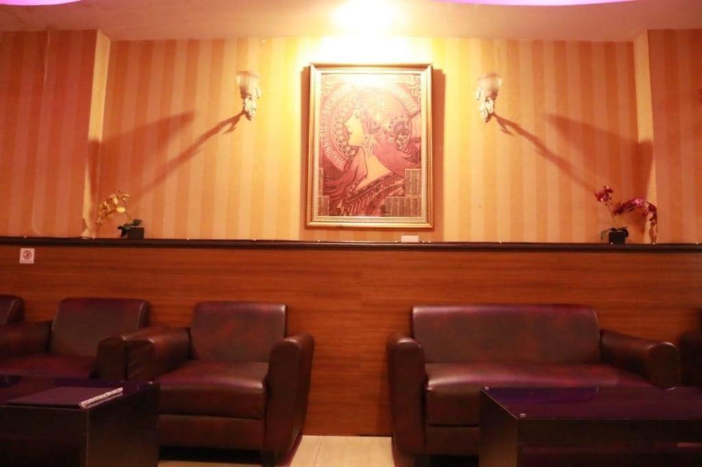 California Hotel Τζακάρτα Εξωτερικό φωτογραφία