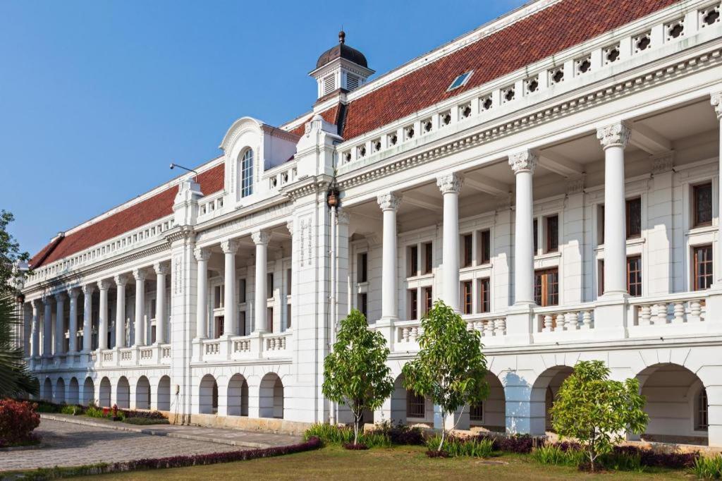 California Hotel Τζακάρτα Εξωτερικό φωτογραφία
