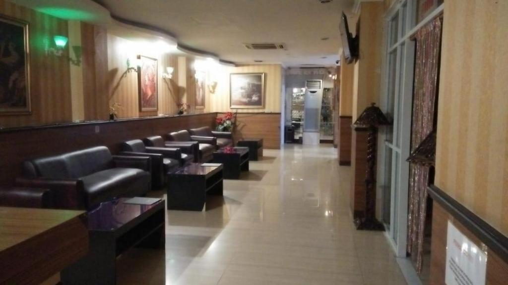 California Hotel Τζακάρτα Εξωτερικό φωτογραφία