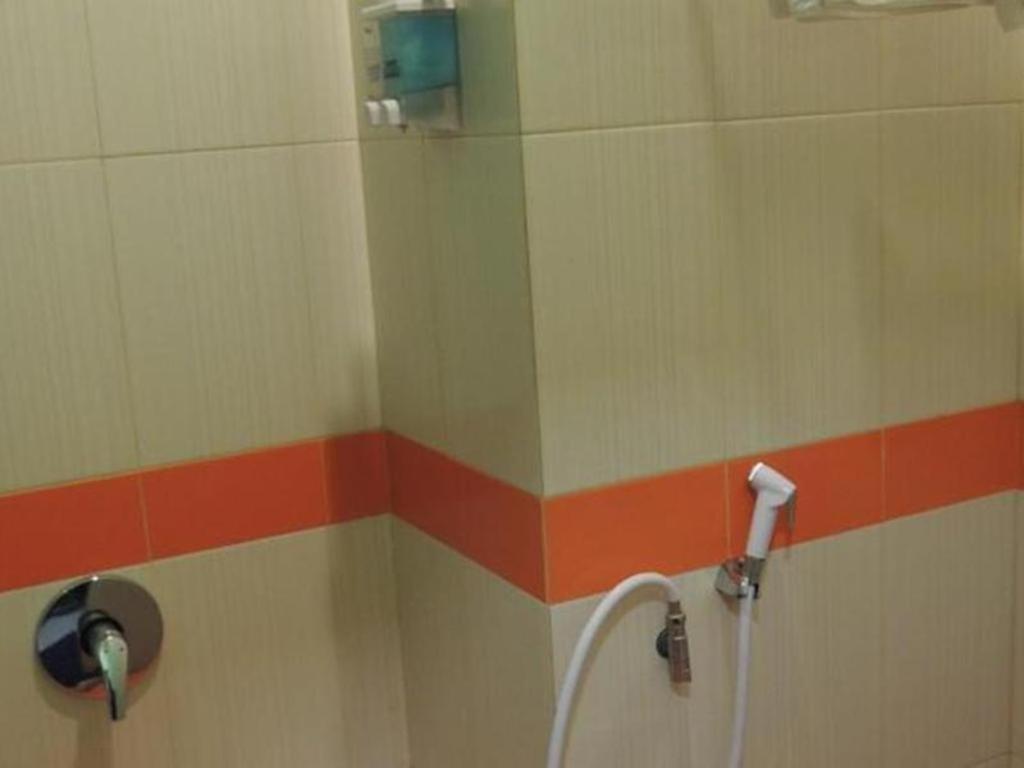 California Hotel Τζακάρτα Εξωτερικό φωτογραφία
