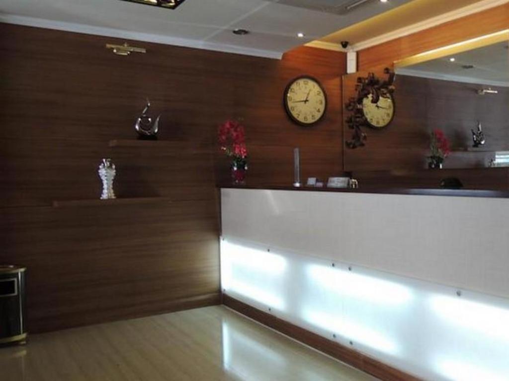 California Hotel Τζακάρτα Εξωτερικό φωτογραφία