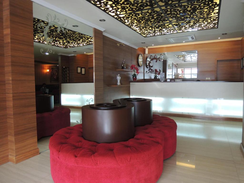 California Hotel Τζακάρτα Εξωτερικό φωτογραφία